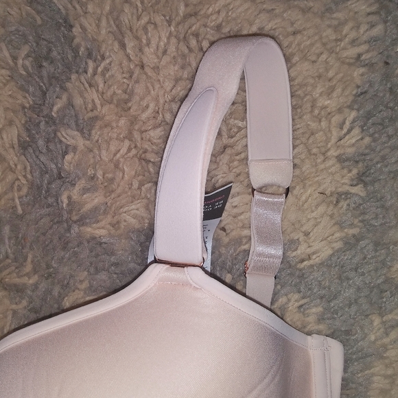 NWOT SheFit Unconventional T-shirt Bra sz 19 - Picture 5 of 5